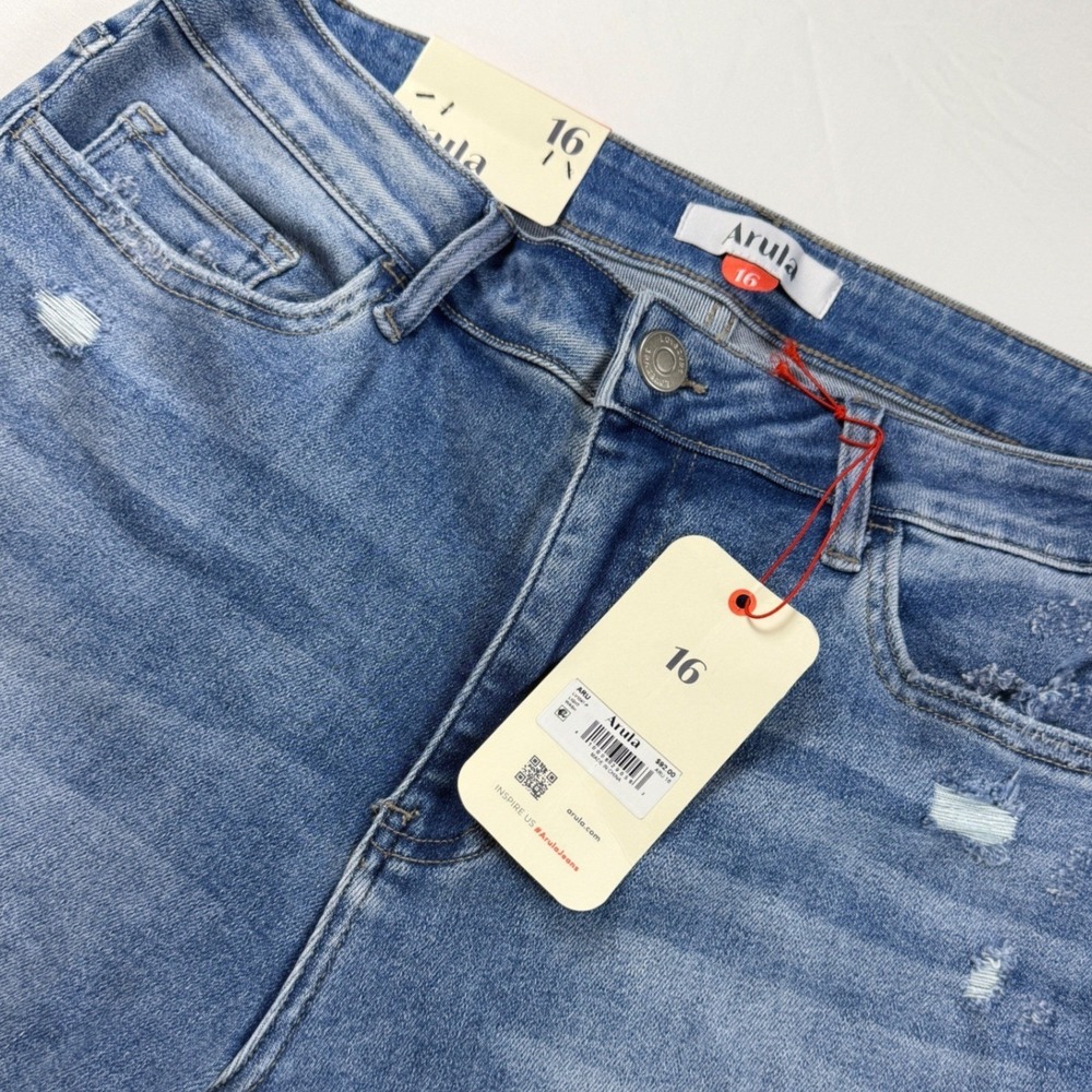 Arula High-Rise Straight Jeans Women 16 Blue Distressed Denim Curve NWT